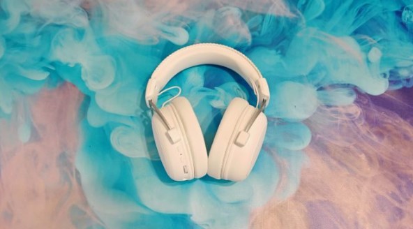 Red Square EONIX Gaming Headset Review – Wireless Connectivity and Great Sound for a Modest Price