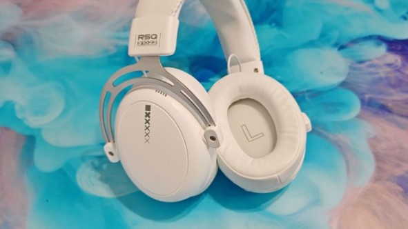 Red Square EONIX Gaming Headset Review – Wireless Connectivity and Great Sound for a Modest Price