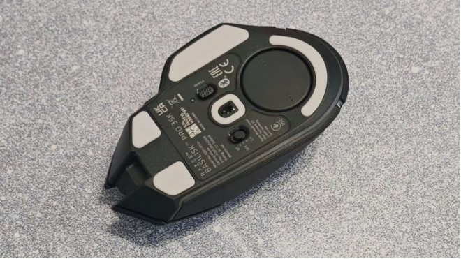 Razer Basilisk V3 Pro 35K Gaming Mouse Review – More Features Than You've Ever Dreamed Of