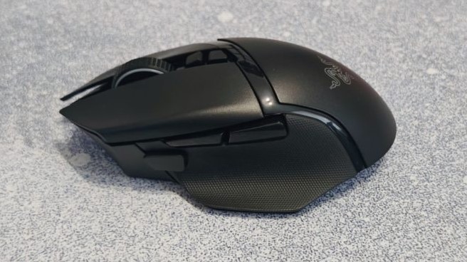 Razer Basilisk V3 Pro 35K Gaming Mouse Review – More Features Than You've Ever Dreamed Of