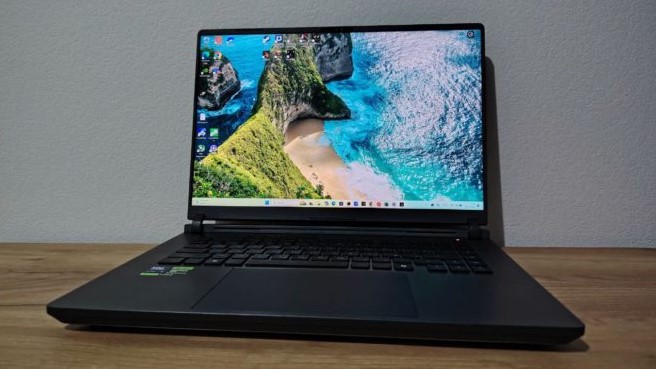 ASUS ROG Strix G16 2025 Gaming Laptop Review – Desktop-Level Hardware in Your Backpack