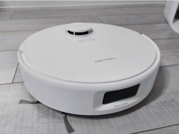 Trouver E30 Aqua Robot Vacuum Cleaner