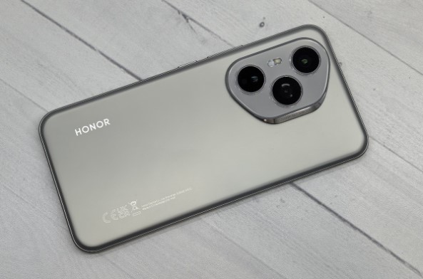 Honor 400 Pro Smartphone Review – One Foot in the Major Leagues