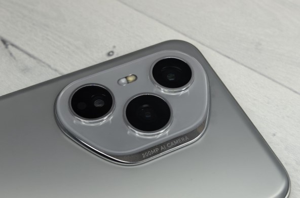 Honor 400 Pro Smartphone Review – One Foot in the Major Leagues