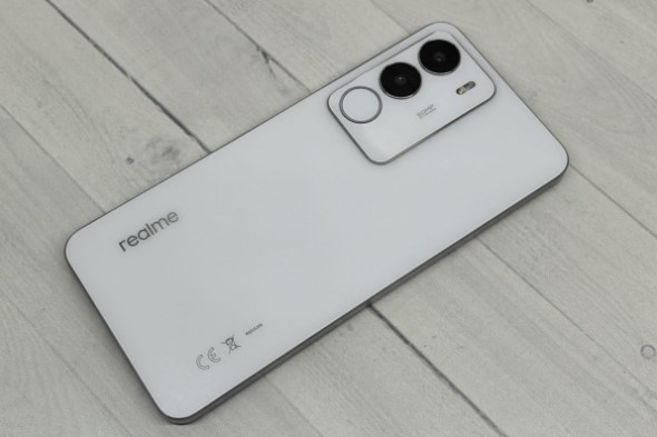 Realme P3 Lite Review: Durable and Battery-Powered