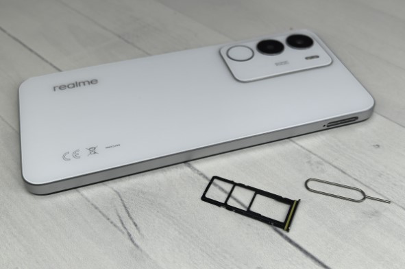 Realme P3 Lite Review: Durable and Battery-Powered