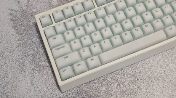 EPOMAKER G84 PRO Gaming Keyboard