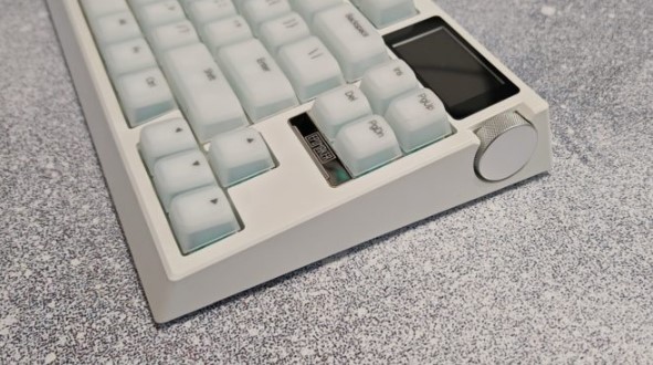 EPOMAKER G84 PRO Gaming Keyboard