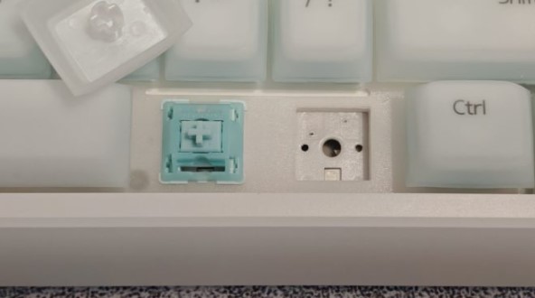 EPOMAKER G84 PRO Gaming Keyboard