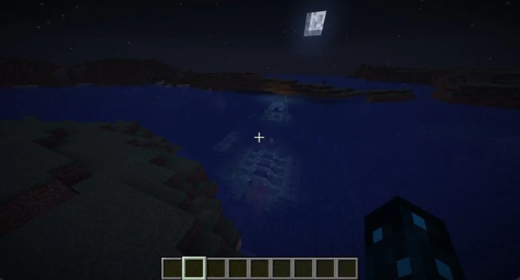 How to find an underwater temple in Minecraft