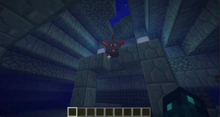 How to find an underwater temple in Minecraft
