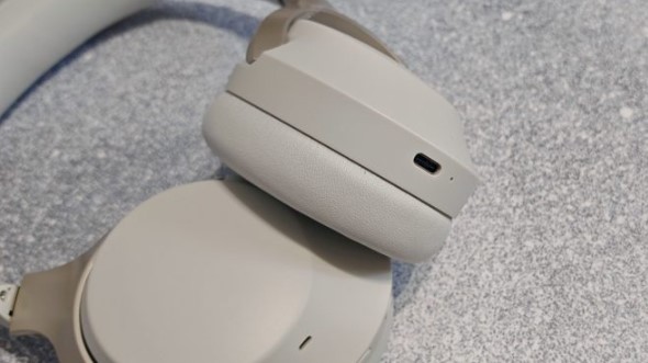 Creative Zen Hybrid SXFI Wireless Headphones