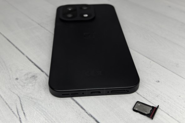 OnePlus 15 Smartphone