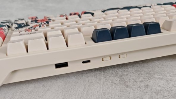 Lunacy Kanagawa Gaming Keyboard