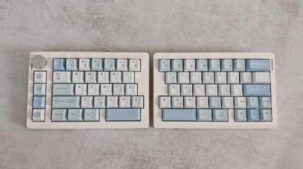 EPOMAKER Split70 Mechanical Keyboard