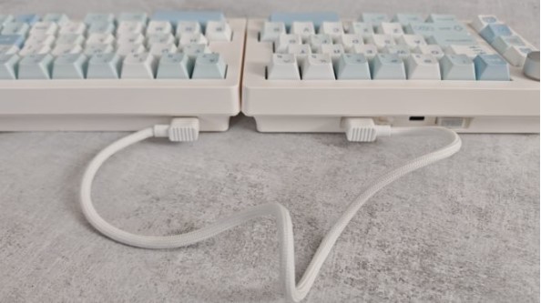 EPOMAKER Split70 Mechanical Keyboard