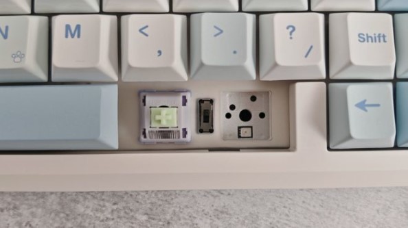 EPOMAKER Split70 Mechanical Keyboard