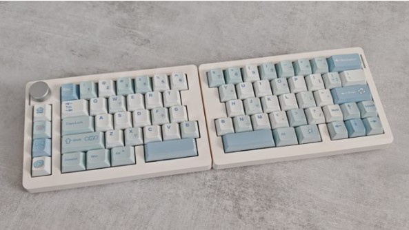EPOMAKER Split70 Mechanical Keyboard